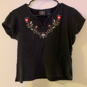 Vintage embroidered lace up tee